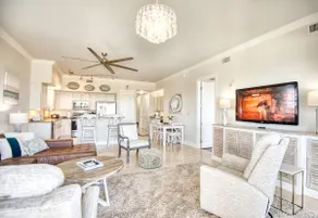 Waterfront! Corner View! 3BR, 3BA. Condo. Pool. - Image 2