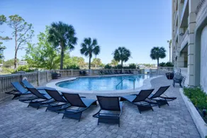 Waterfront! Corner View! 3BR, 3BA. Condo. Pool. - Image 3