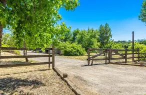 Apple Farm Getaway - Image 2