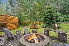 Glacial Getaway - Cedar Hot Tub & Fire pit - Image 3