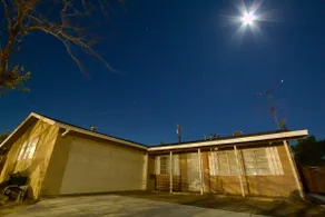 Spacious 3BR Home • King Bed • Work/Family Ready - Image 2