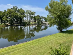 Oak on the Cane II- 2BR,2BA townhome on Cane River - Image 3