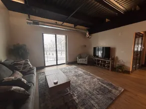 Modern Downtown Apt-Longer Stay Discount - 204 - Image 2
