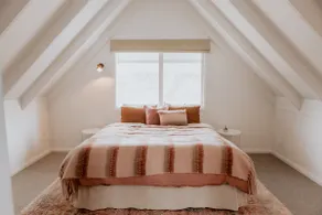 Cozy Cottage with large Gardens and close to town - Image 5