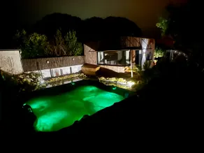 Unique and quiet with HOT TUB. - Image 4