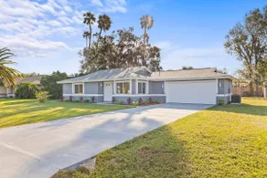 Luxury Florida Escape | Pets, Fire Pit, & Beach! - Image 3