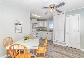 Ocean Lakes Cozy and Updated Beach Cottage - Image 4