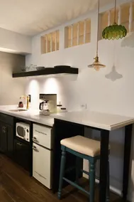 The Gabourel House - Hummingbird Suite - Image 3