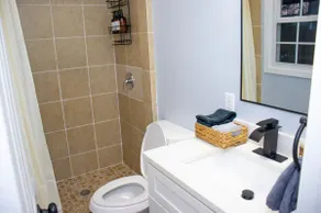 Close to downtown Raleigh|Spacious Family Friendly - Image 5