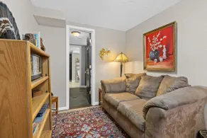 Boho Bliss: 3 Bedroom, Fenced Yard - Image 4