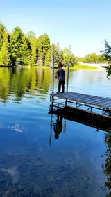 Private Waterfront Retreat - Image 5