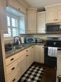 Charming Home away from Home 4BD - Image 5