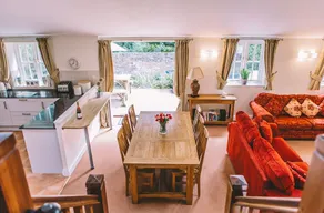 The Coach House - Image 2
