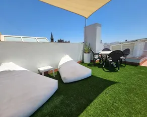 Penthouse: 2 Terraces+2BR+2BA – 3 Min to Cathedral - Image 5