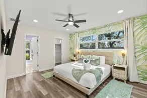 Palm Escape:Your Private Resort *2 miles to beach* - Image 2