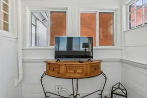 Downtown Norway Loft Apartment - Image 4