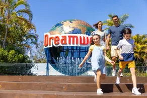 Cute Coomera Home near Theme Parks & Shops - Image 5