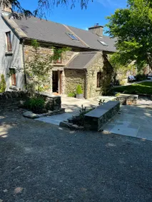 Riverrun Cottage - Image 2