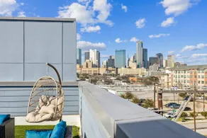 The Topaz of Dallas 2BD DownTown Walkable - Image 3