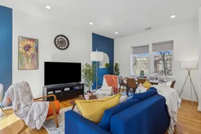 The Topaz of Dallas 2BD DownTown Walkable - Image 2
