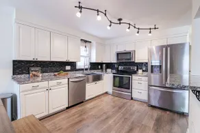 Bullzeye*3Br2BaTownhome*Gameroom - Image 2