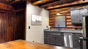 Cozy Log Cabin Getaway - Rustic Retreat Wooster - Image 5