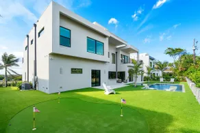Sol Haus-Serene Coastal Retreat w/Pool/Rooftop/Gym - Image 4