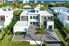 Sol Haus-Serene Coastal Retreat w/Pool/Rooftop/Gym - Image 2