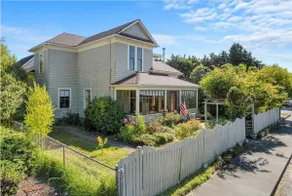 Historic Charm-4 bd in Fortuna - Image 5