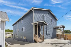 Transit to Stadium | 4BR 3BA Family Retreat Unit B - Image 2