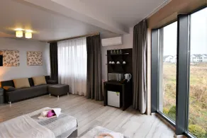 6-Modern room for 3 people. Deluxe with bathroom, fridge - Image 3