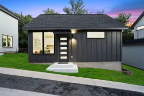 Private - East Austin Gem! - Image 2