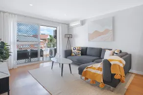 Greenslopes Cityview Haven - Image 2