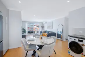 Greenslopes Cityview Haven - Image 3