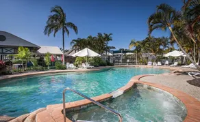 Modern Private Villa Noosaville - Image 2