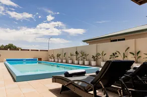 Heated magnesium pool, MTB, family & dog friendly - Image 2
