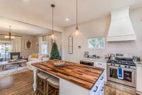 Charming Cottage | Near Downtown Greenville - Image 5