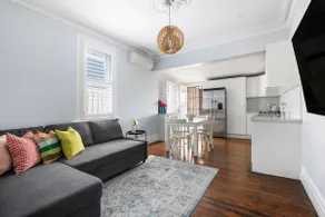 Rare Inner City Terrace House Oasis - Image 5
