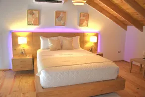 L-304 New, modern loft with 100% private Jacuzzi - Image 5