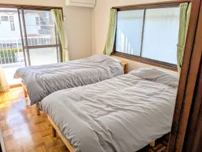 [Entire building, spacious 4LDK] Free parking | 6 beds | Maximum 11 people | Terrace roof - Image 5