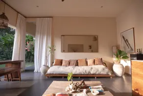 Seseh w/ Pool, 2 min Walk to Beach & Near Canggu - Image 2