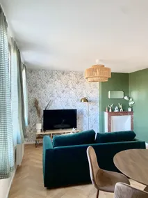 The Green Setting - Image 3