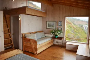 Loft with a unique ocean view - Image 4