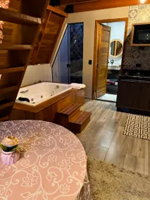 Viale Malbec – Romantic Chalet on the Wine Trail - Image 2
