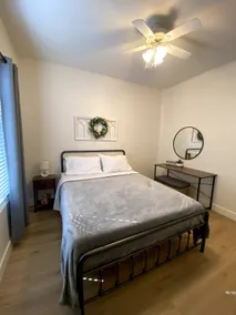 Private Bed/Bath in Surprise - Image 3
