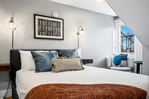 Sleeps 10 | 2 Kitchens | Near Back Cove | Parking - Image 5