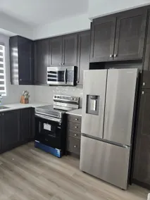 Modern 3BR FriendlyTown Home - Image 2