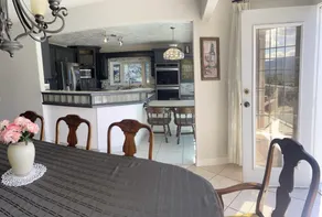 3 Bdrm oasis w/pool in vineyard - Image 4