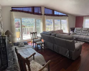 3 Bdrm oasis w/pool in vineyard - Image 2