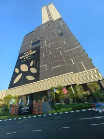 LS Iconic Regency #Queensbay Mall#FIZ#Airport - Image 4